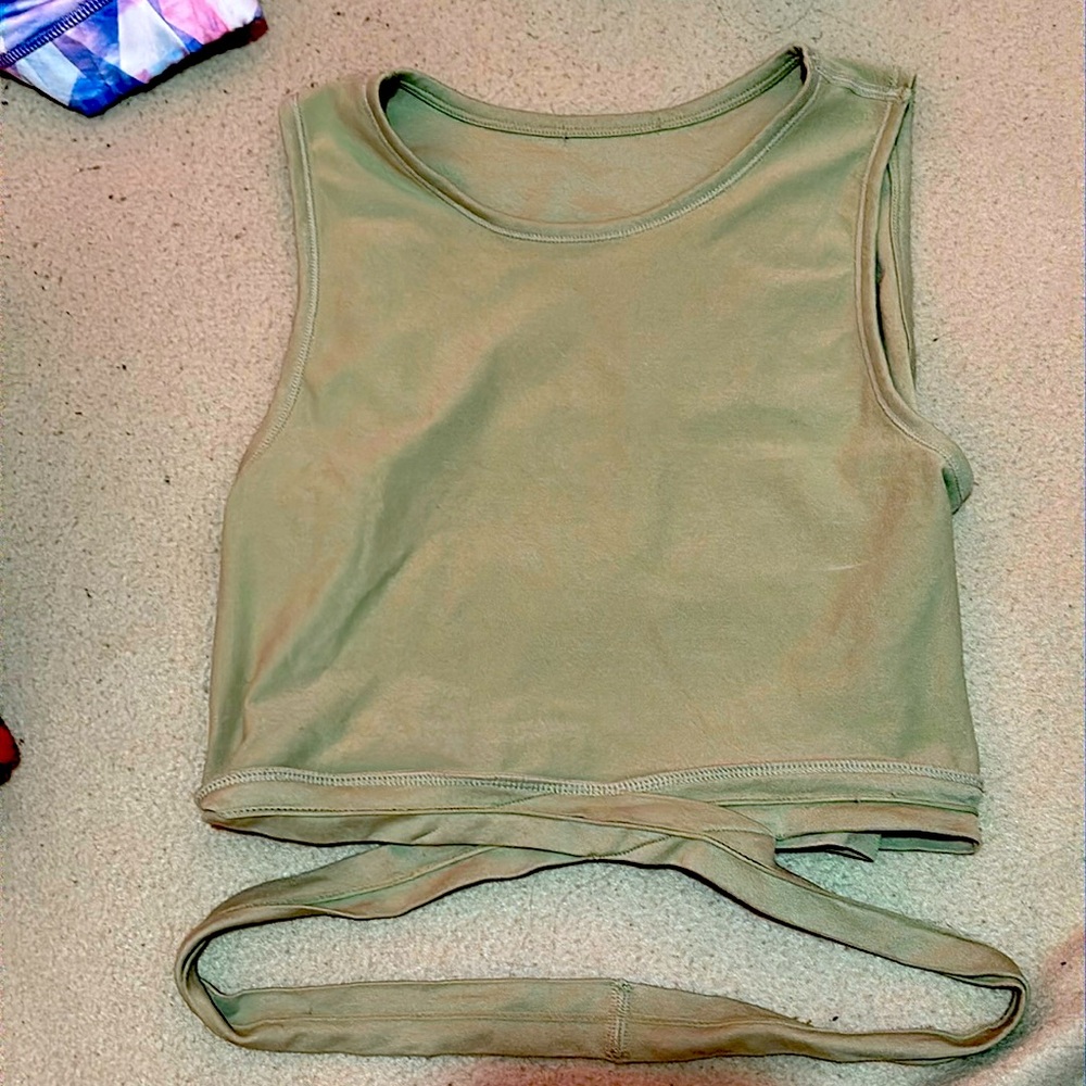 Light green cropped tank - $5 - Brantford, Cash only